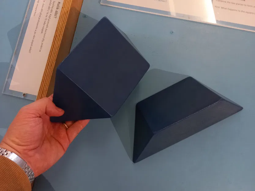 Tetrahedron puzzle - Image 3