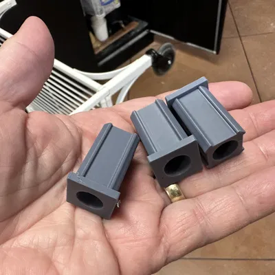 Adapter Bánh Xe Giày Patin Cho Lồng Chim