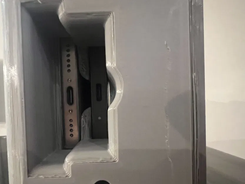 iPhone 15 Pro Max Grip Case Pro SSD - Image 4