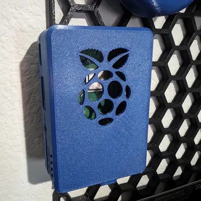 Raspberry Pi 3 Model B Case with Raspberry Pi Logo | Taller | Honeycomb Wall