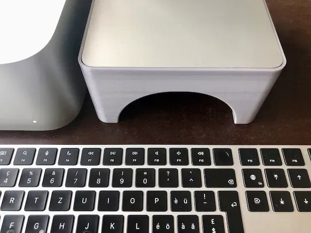 Apple Studio Display Riser (2023) - Image 2