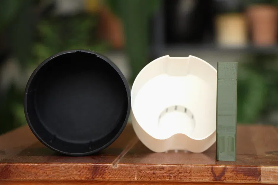 Self Watering Plant Pot - Image 3