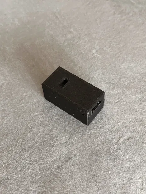 90° USB Adapter with On/Off Switch - Image 9