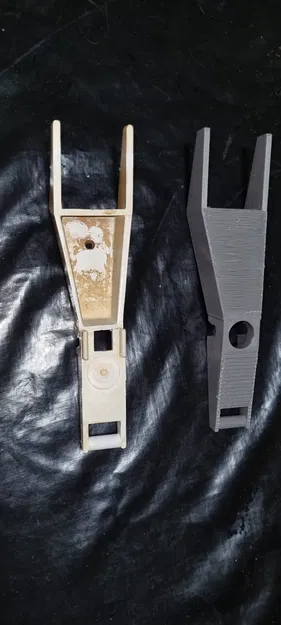 Cần Gạt Xả Bồn Cầu Caroma - Image 3