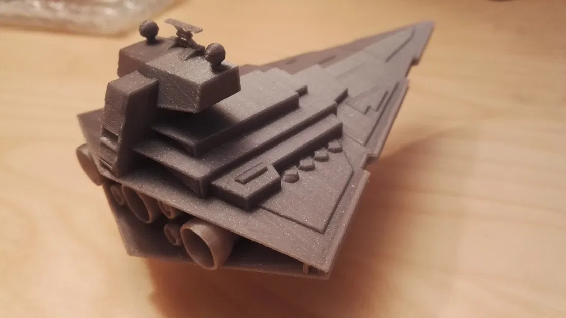 Tàu Vũ Trụ Star Wars: Imperial I-class Star Destroyer - Image 4