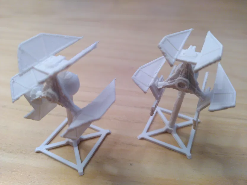 Mô Hình Star Wars TIE Defender (Phiên Bản Canon/Legends) - Image 3