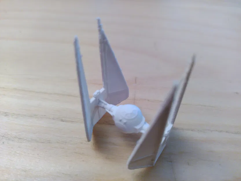 Star Wars TIE Interceptor - Mô Hình Tỉ Lệ 1:270 - Image 4