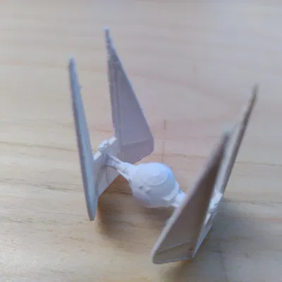 Star Wars TIE Interceptor - Mô Hình Tỉ Lệ 1:270