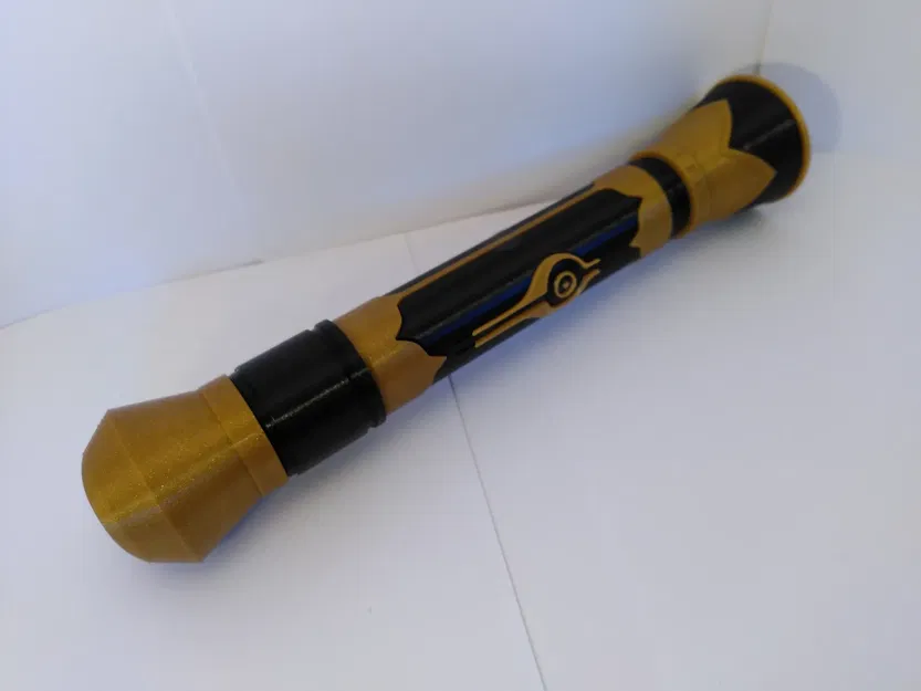Star Wars Ninth Jedi Lightsaber - Image 1