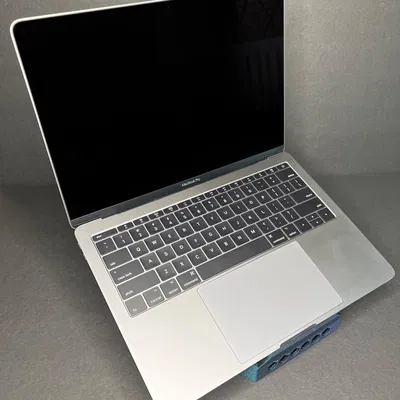 Chân đế lục giác cho MacBook / Laptop