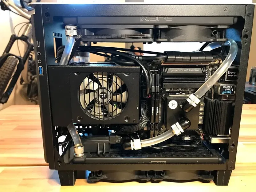 Chân Sliger SM570: Khe hở quạt dày 25mm - Image 2