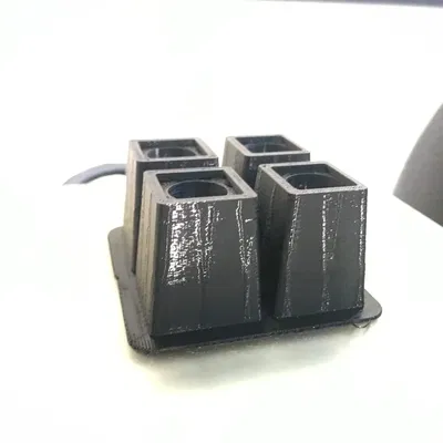 Chân Sliger SM570: Khe hở quạt dày 25mm