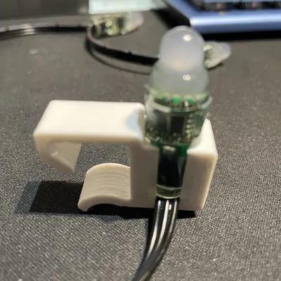 Kẹp Máng Xối Đứng WS2811