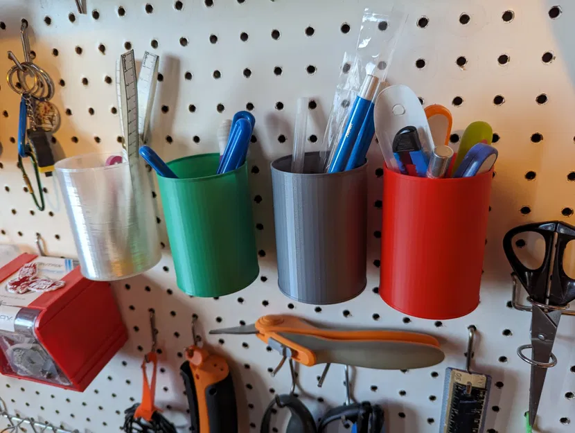 Hộp Đựng Hình Lon Bia Siêu Nhẹ Cho Pegboard - Image 1
