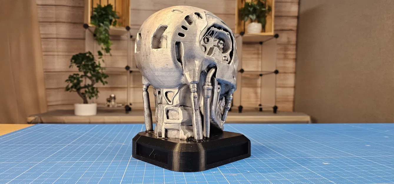 Đầu Terminator Có Mắt LED - Image 3