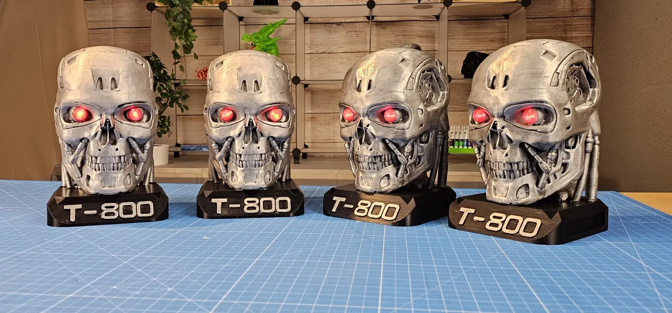 Đầu Terminator Có Mắt LED - Image 11