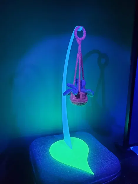 Succulent hanging stand - Image 1