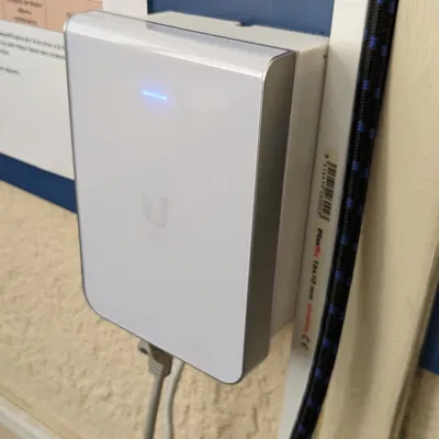 Miếng đệm gắn tường U6 In-Wall