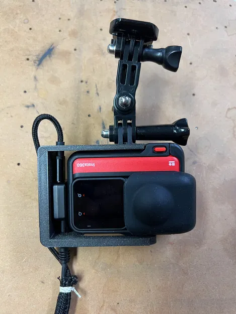 Insta360 RS Audio Adapter Clamp - Image 1