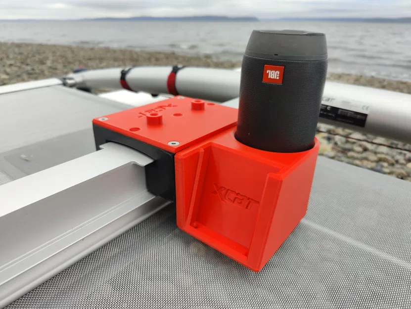 Hệ Thống Giá Đỡ Cốc, Điện Thoại và Tủ Lạnh Mini XCAT Catamaran - Image 2