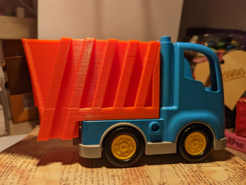 Xe rác Đức có nắp đậy - Image 2