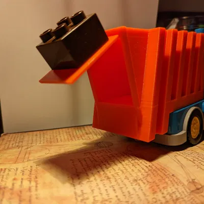 Xe rác Đức có nắp đậy