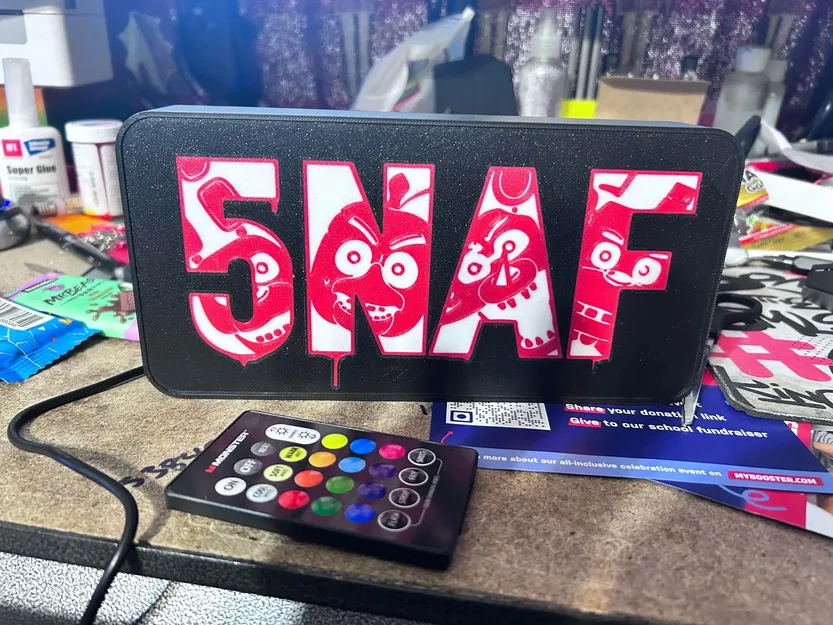 5 NIGHTS AT FREDDYS LIGHT BOX - MULTI COLOR - Image 1