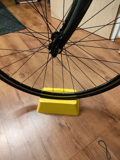 Chân Nâng Bánh Trước Xe Đạp Giống Wahoo - Image 1