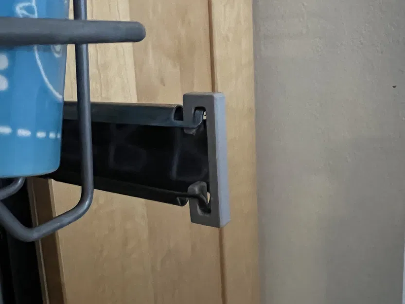 Kẹp Chặn Rổ Trên Máy Rửa Chén - Image 1