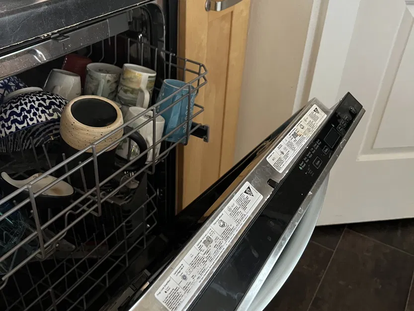 Kẹp Chặn Rổ Trên Máy Rửa Chén - Image 2