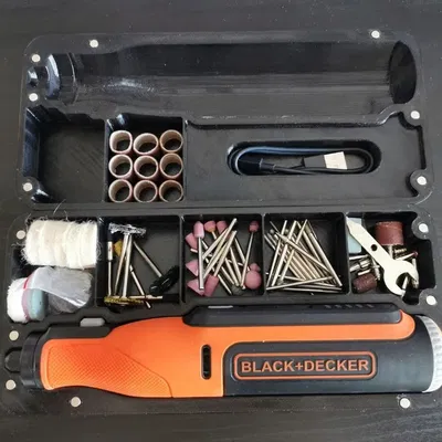 Hộp Đựng Máy Mài Khuôn Không Dây Black+Decker