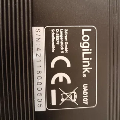 Mặt trước Hộp Ổ cứng Logilink