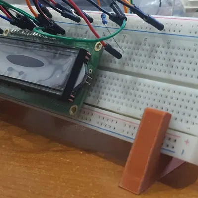 Chân đế Breadboard góc 45 độ