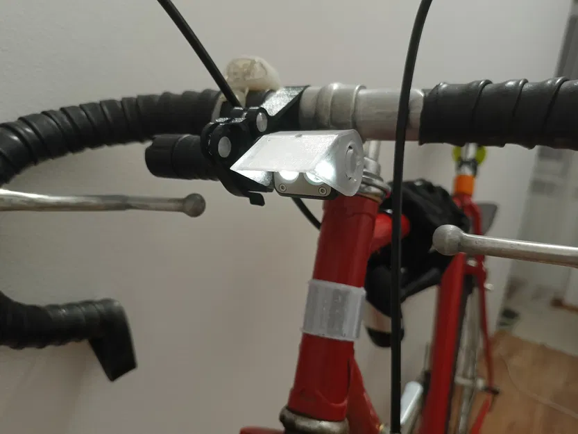 Chụp đèn xe đạp Wurkkos HD15 - Image 9