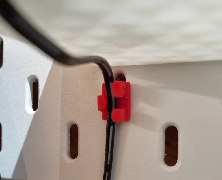 Kẹp quản lý dây cáp Skadis - Image 1