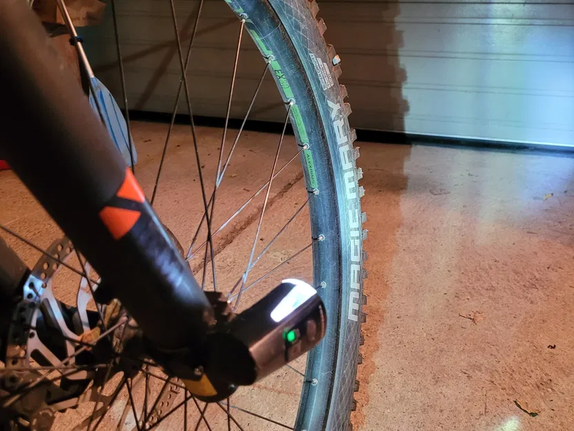 Bộ chuyển đổi đèn sương mù xe đạp Trelock - Image 1