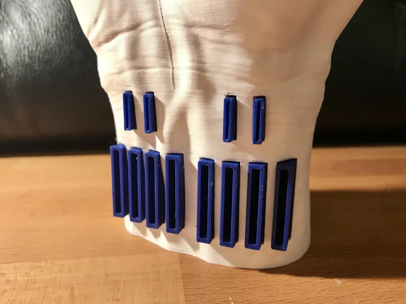 Dụng cụ giữ đồ dạng bàn tay (USB và thẻ SD/microSD) - Image 5