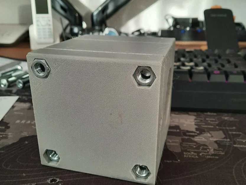 Giá Đỡ Dù Cho Lan Can Ban Công - Image 5