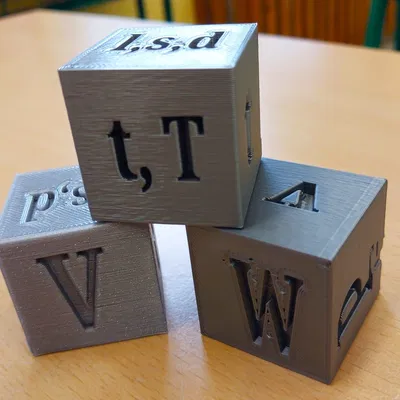 Xúc xắc vật lý học