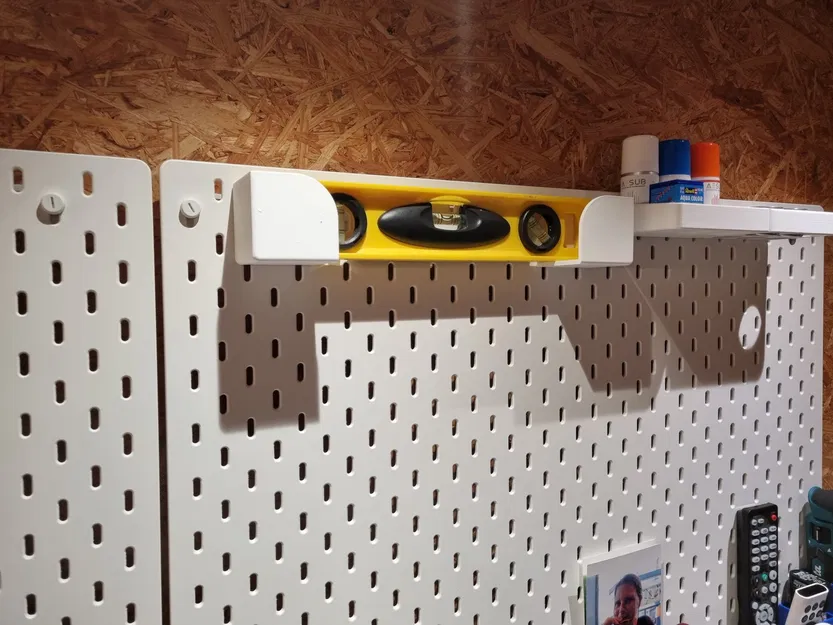 Skadis mount for long tools (level etc...) - Image 1