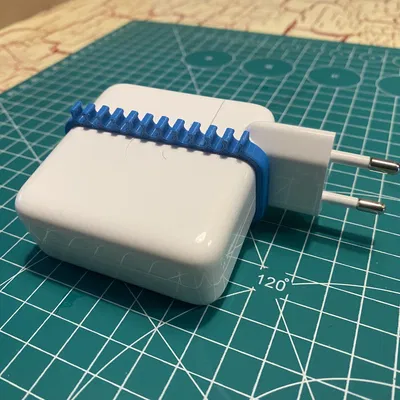 Kẹp quản lý cáp cho Bộ sạc USB-C 70W của Apple