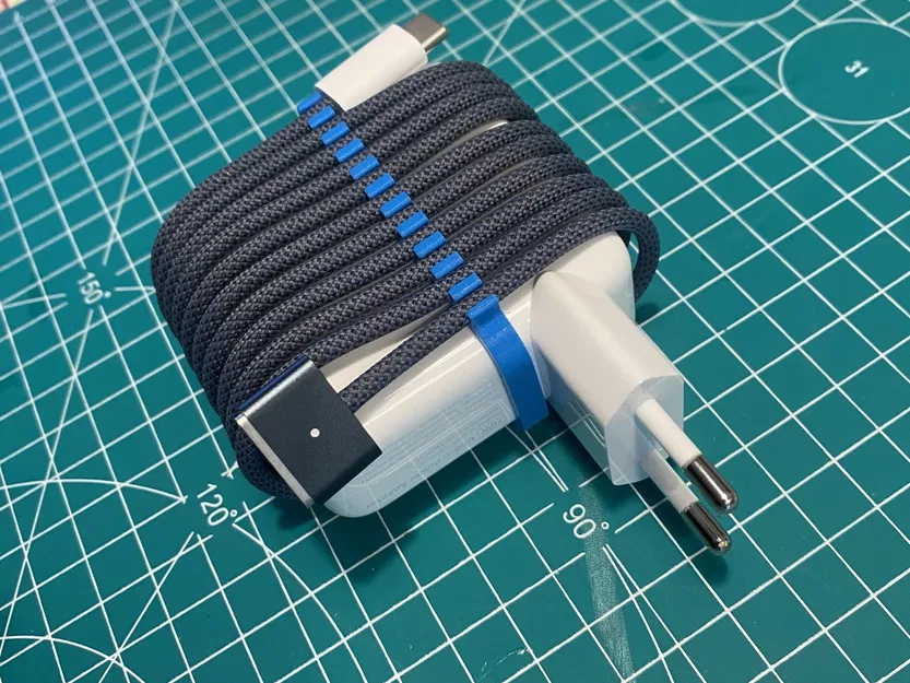 Kẹp quản lý cáp cho Bộ sạc USB-C 70W của Apple - Image 5