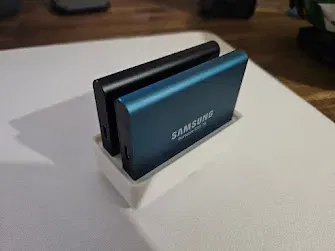 Giá đỡ 2 ổ SSD Samsung T5 theo chuẩn Gridfinity - Image 1