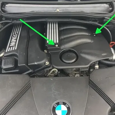 Ốc Chụp Nắp Che Khoảng Sáng Động Cơ BMW E46