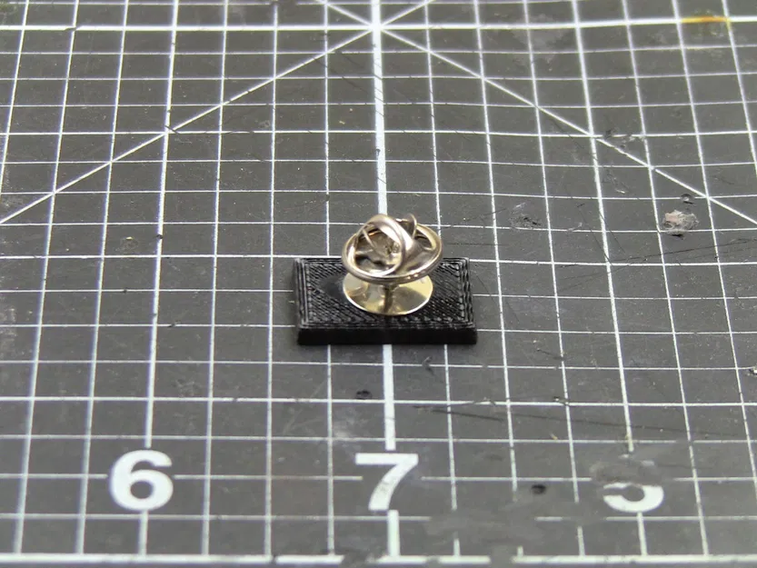 4 bar pride enamel pin - Image 4