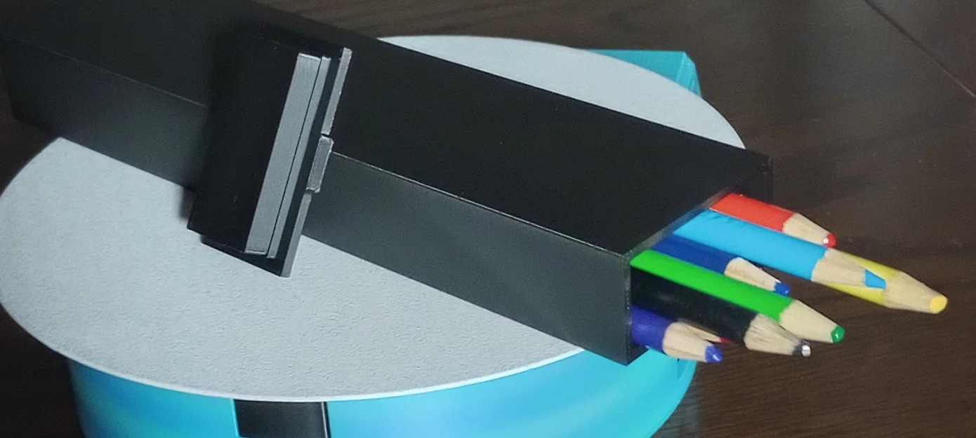 Hộp Đựng Bút Chì Đóng Mở Kiểu Snap - Image 1