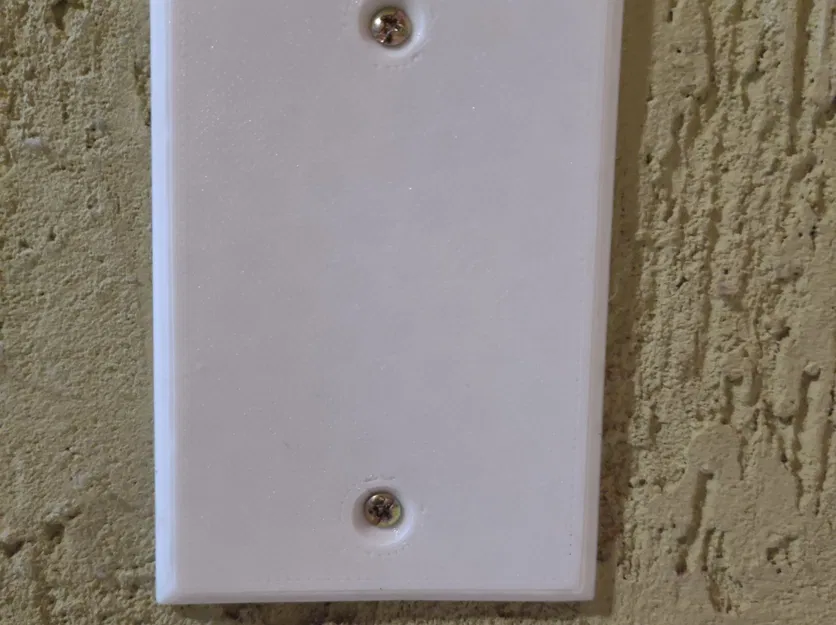 Power outlet cover - Image 1