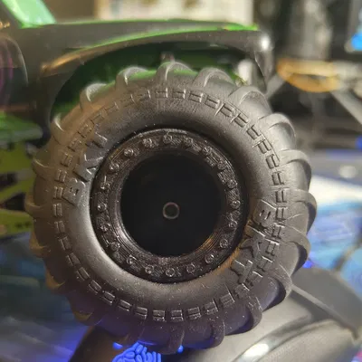 Mâm Bánh Xe Monster Jam Tỉ Lệ 1/24 Có Gắn Đai Ốc Lục Giác 7mm