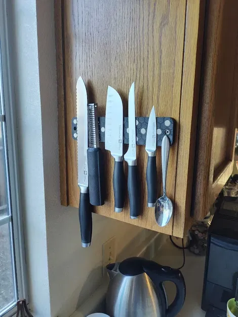 Giá Đỡ Dao Nam Châm Treo Tường - Image 2