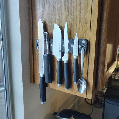 Giá Đỡ Dao Nam Châm Treo Tường